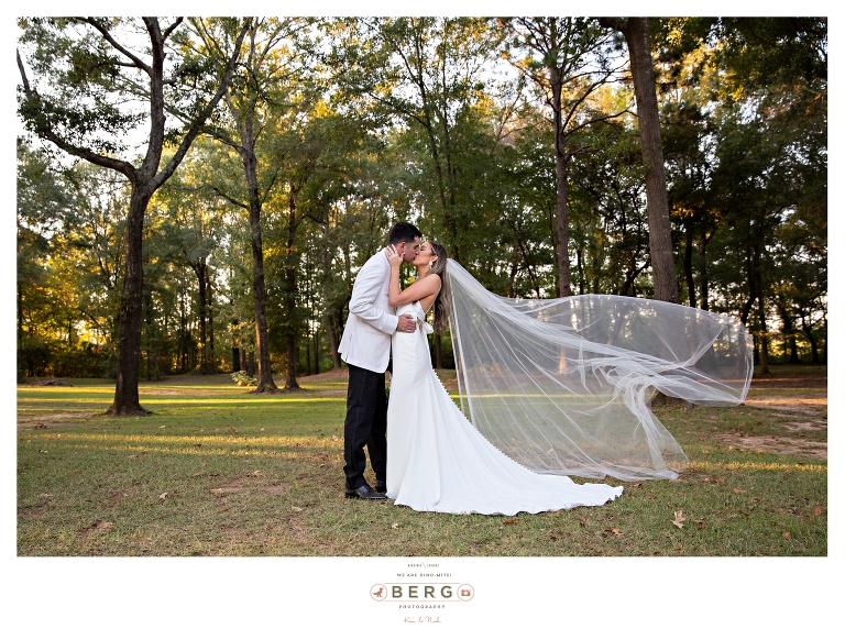 Barn at Coyote Creek Shreveport Wedding Photographers (8)