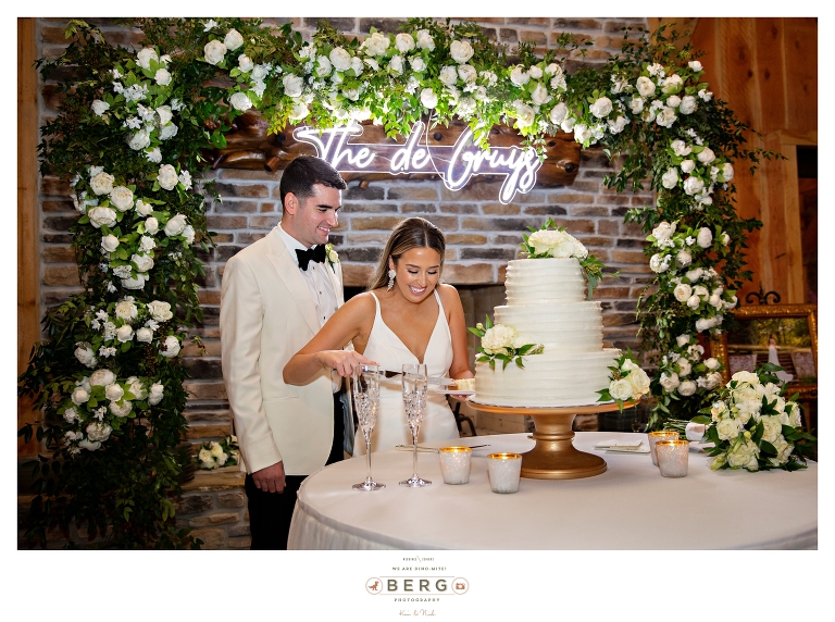 Barn at Coyote Creek Shreveport wedding photographeres (34)