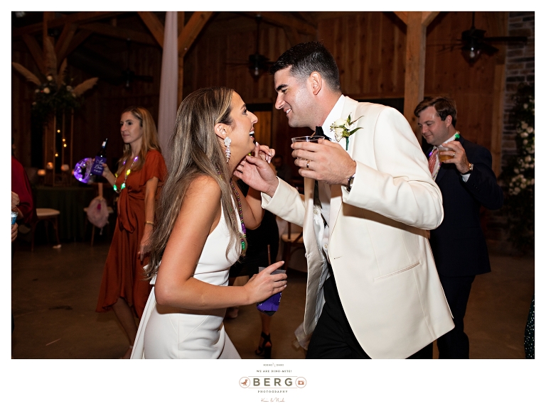 Barn at Coyote Creek Shreveport wedding photographeres (38)