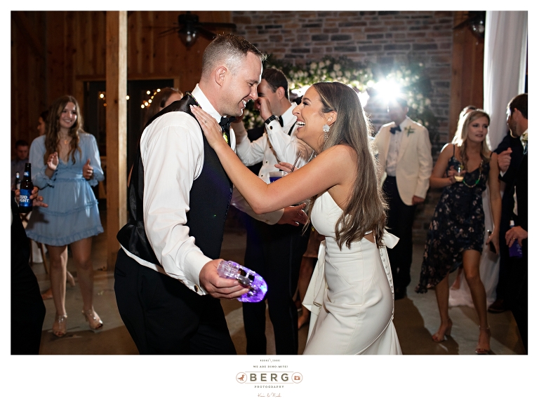 Barn at Coyote Creek Shreveport wedding photographeres (39)