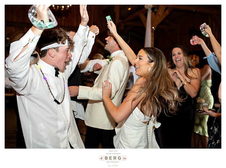 Barn at Coyote Creek Shreveport wedding photographeres (40)