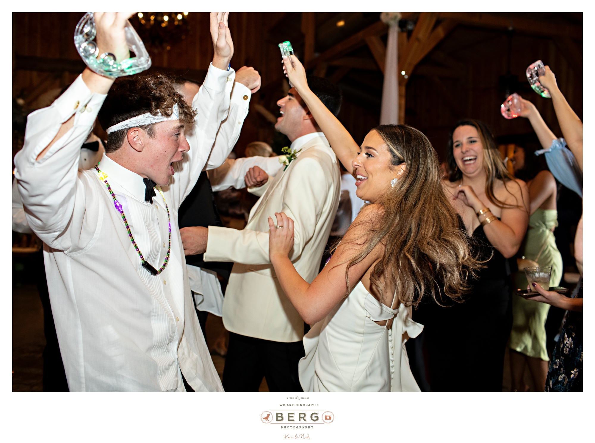 Barn at Coyote Creek Shreveport wedding photographeres (40)